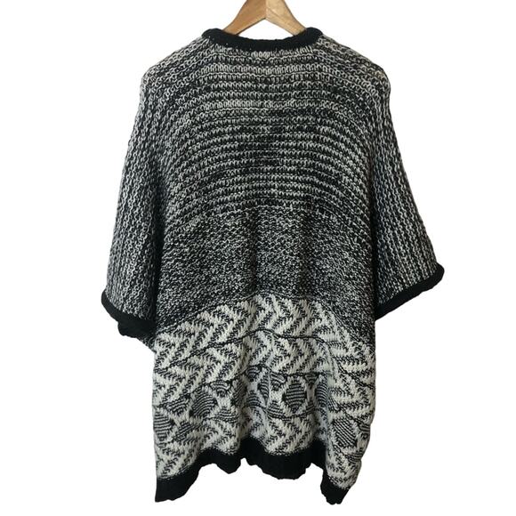 Aerie Sweater Women’s Wool Poncho Southwest Oversized Boho Bohemian Chunky - Picture 2 of 13